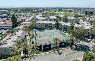 ROOF TOP SPORTS COURT