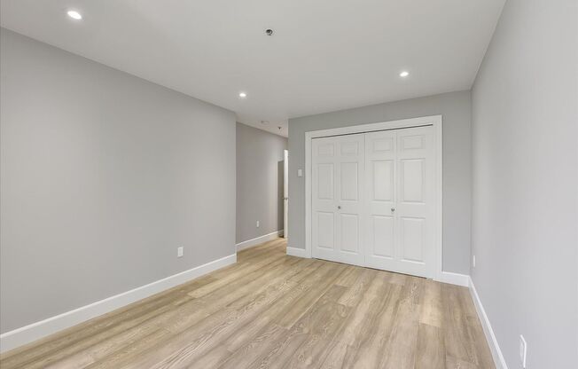 Newly Remodeled Two Bedroom Condo in Pacific Heights - Please Contact for Showing Availability!