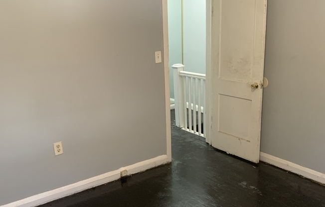 3902 8 ST