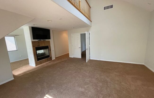 WINDSOR AT QUEENSRIDGE