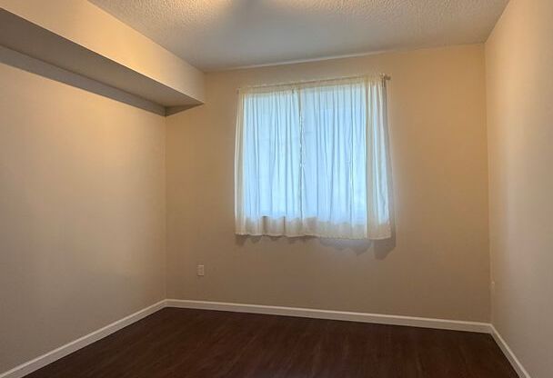 3 beds, 3 baths, $6,200, Unit Unit #802