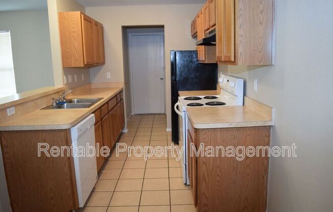 8028 DOREEN AVE