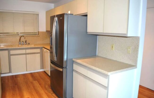 2 beds, 1.5 baths, $3,950