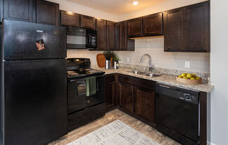 Midtown Square Apartment Homes by Callio Properties