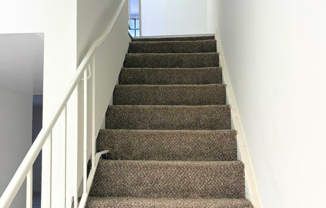 2 beds, 1.5 baths, $1,250, Unit 21-063E