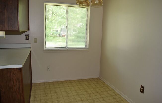 3 beds, 1 bath, $1,447