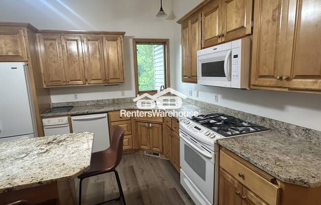 3415 FORDHAM CT NE