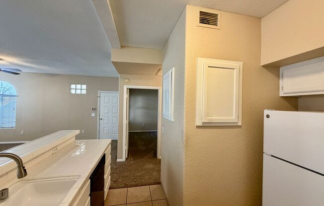 2 beds, 2 baths, $1,525, Unit # 515
