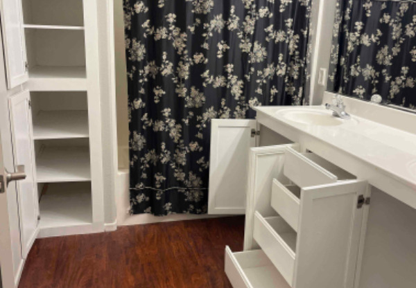 1452 EVENING SONG AVE