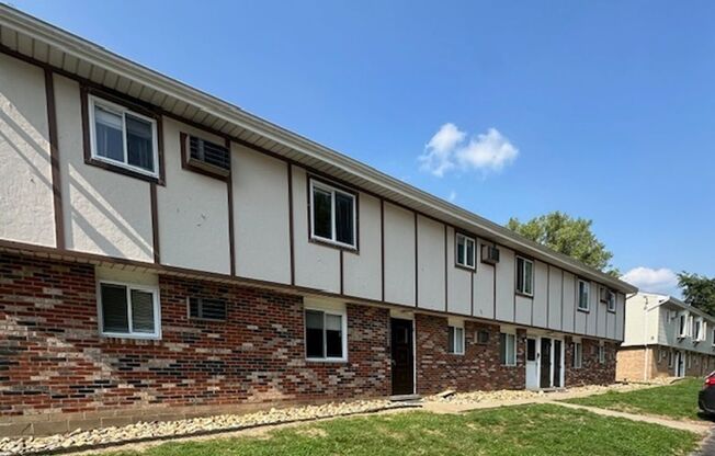 Locust Hill Apartments