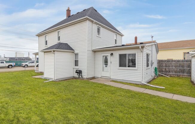 PRICE REDUCED !!!!.Must see to appreciate, 1782 Square foot 4 bedroom 2 bath colonial