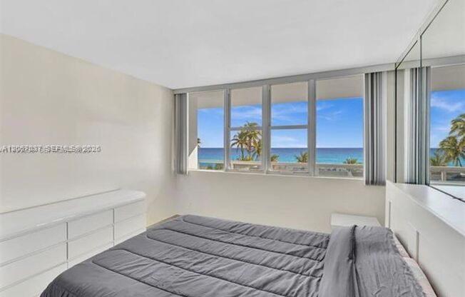 2 beds, 2 baths, $3,500, Unit # 206