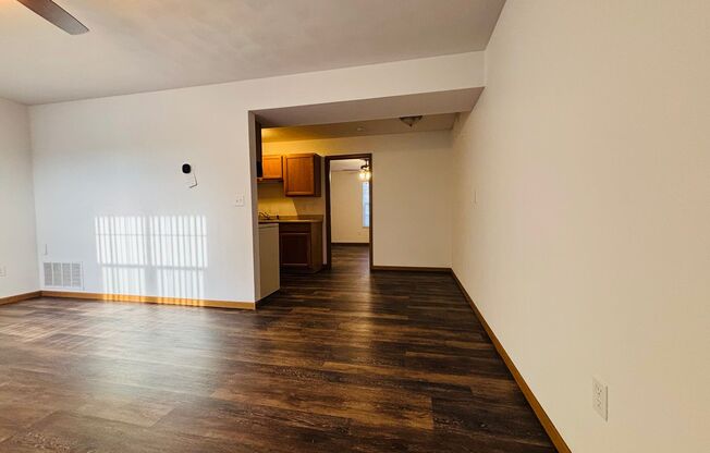 1 bed, 1 bath, 612 sqft, $1,025, Unit 1691-03 PVC