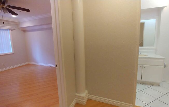 2 beds, 2 baths, 940 sqft, $2,950, Unit 515