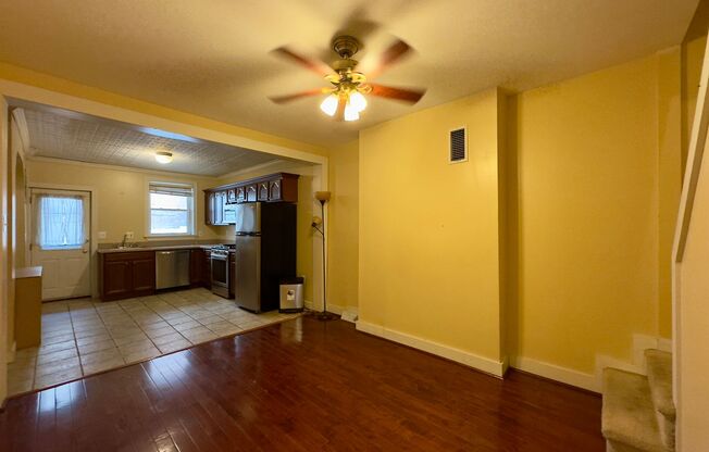 Charming 2 Bedroom/2 Bathroom Townhome in Canton, MD!