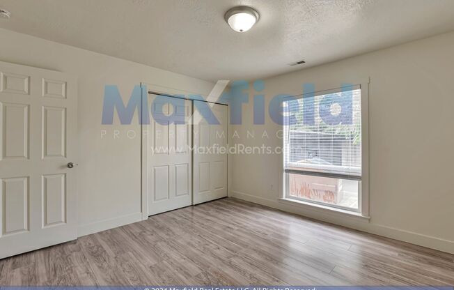 2 beds, 1 bath, $1,199, Unit 09