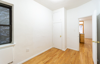 319 E 25 ST