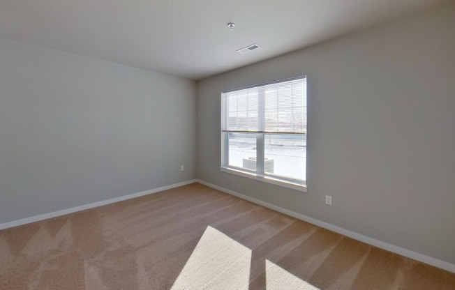 1 bed, 1 bath, 1,021 sqft, $1,465, Unit 5