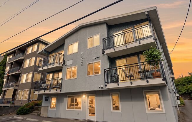 Phinney 12 Apartments