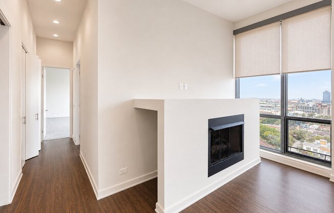 900 W HURON