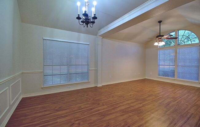 Gorgeous Single Story 3 Bed House on Corner Lot in Parkview Estates Georgetown