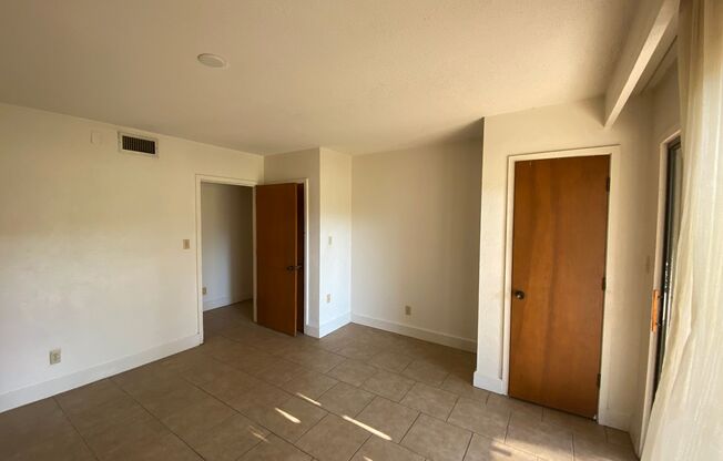 2 beds, 2 baths, $1,299, Unit #3300-1