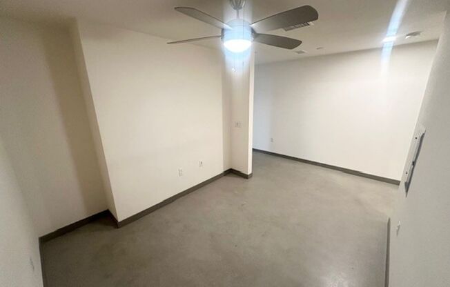 Studio, 1 bath, 554 sqft, $2,695, Unit 105