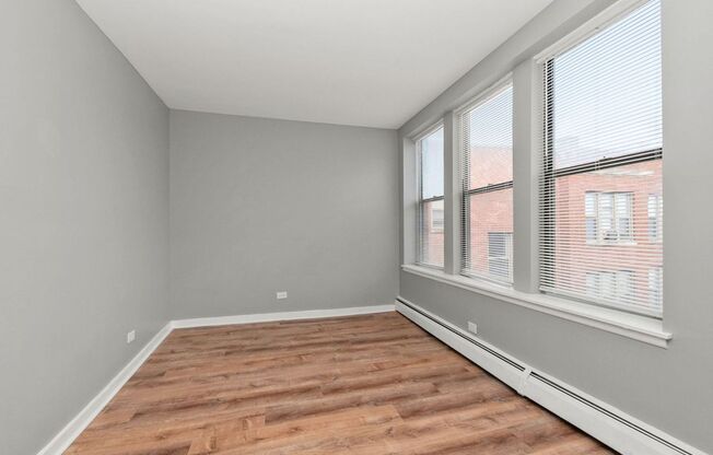 6924-34 S. Clyde Ave