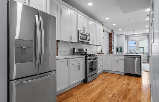 154 LEXINGTON ST