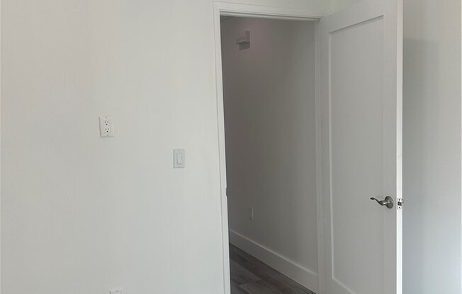 1 bed, 1 bath, 330 sqft, $1,900