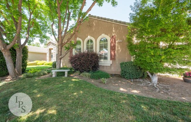 Charming 4BR/2BA Home in the Heart of Clovis Unified!