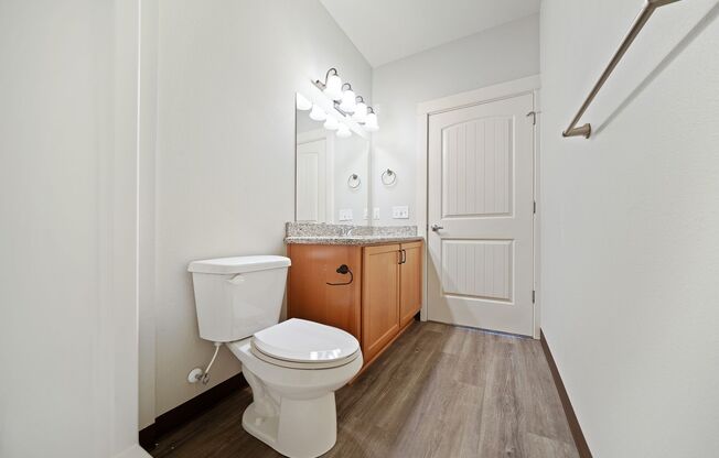 2 beds, 2 baths, 948 sqft, $1,975, Unit 301-75