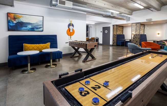 800J Lofts
