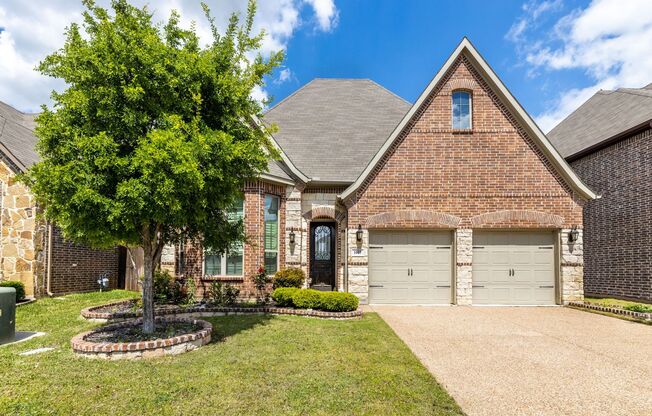 Beautiful 5-Bedroom Single Family Home for Lease in Lewisville, TX!