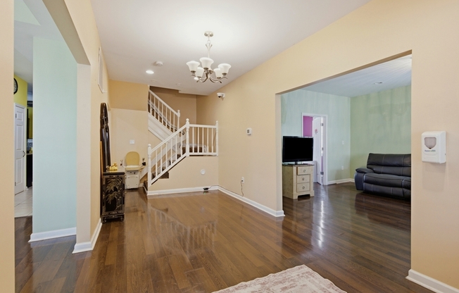 2101 ALLENDALE RD