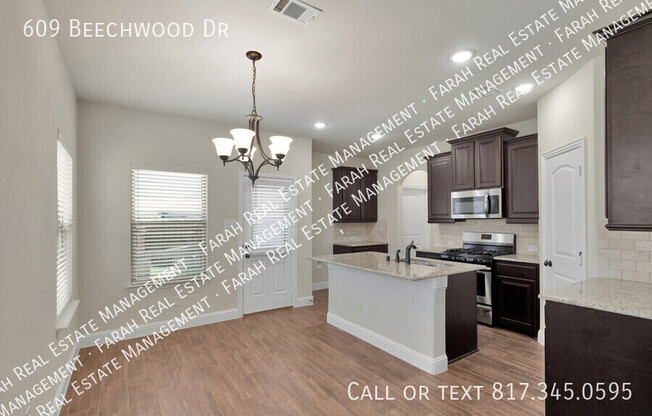 609 BEECHWOOD DR