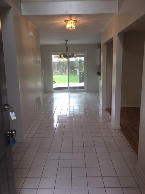 Spacious 2 Story In Willow Bend           250509