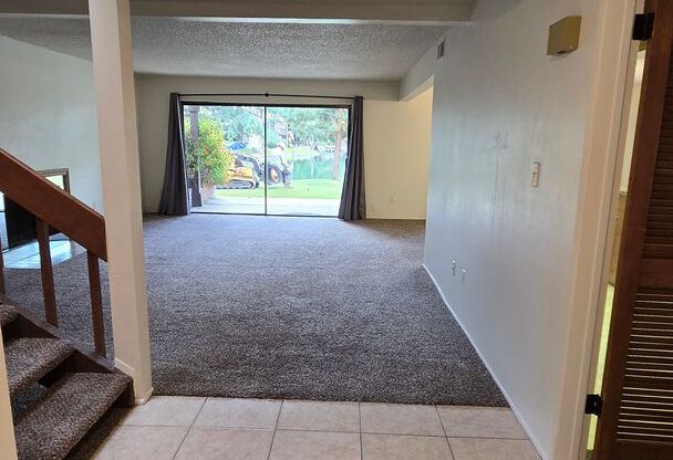 4147 Pinewood Lake - House with Office
