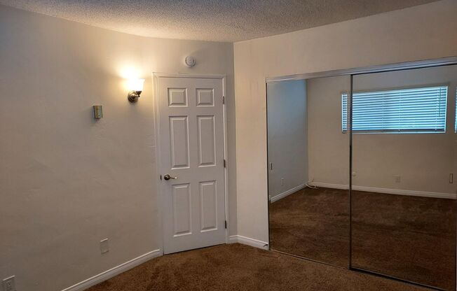 2 beds, 1 bath, 900 sqft, $2,395, Unit 06