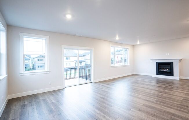 Stunning new construction!