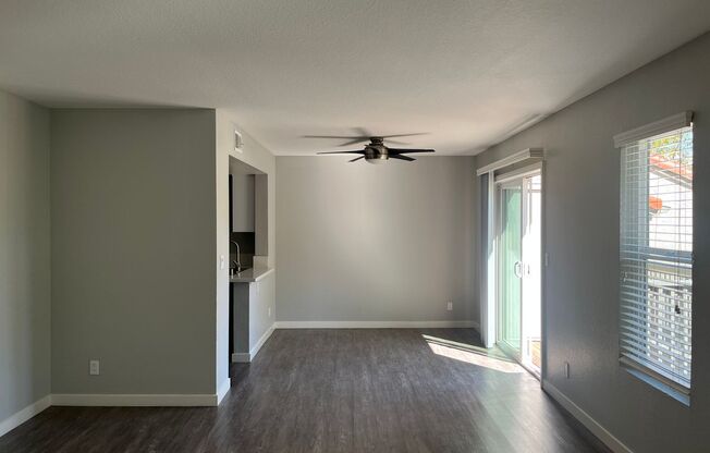 2 beds, 2 baths, 986 sqft, $2,695, Unit 256