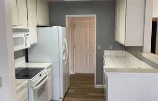 2 beds, 1 bath, $1,890, Unit # 78