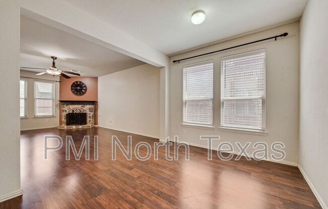 10516 BOLIVAR DR