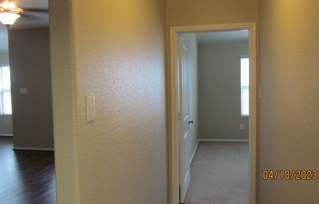 3 beds, 2 baths, $1,600