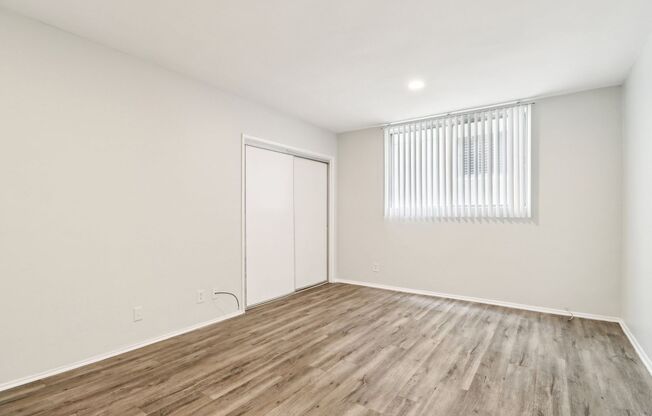 Studio, 1 bath, 395 sqft, $1,548, Unit 17