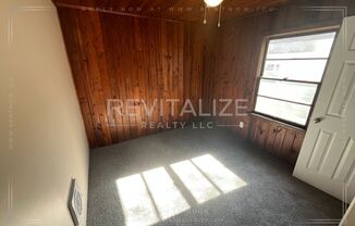 2 beds, 1 bath, $995, Unit Unit B (1/2)