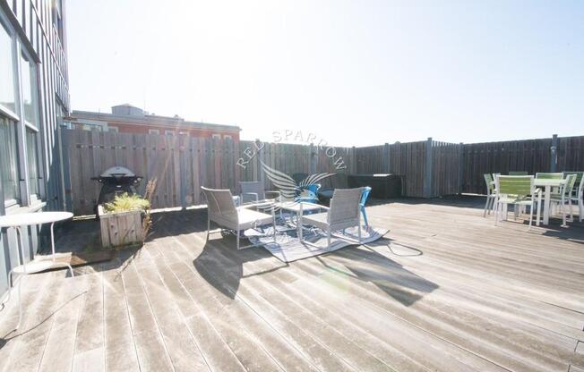 1 bed, 1 bath, 1,704 sqft, $5,895, Unit 17M