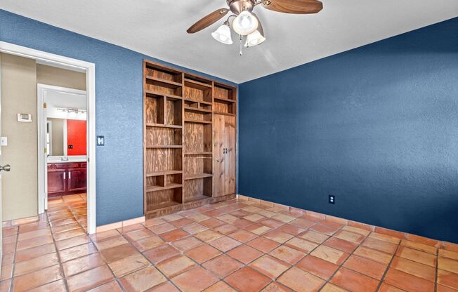3 beds, 2 baths, $2,790