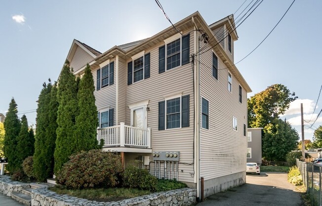 49 FLOYD ST