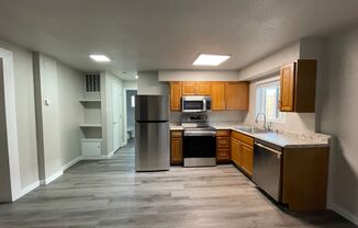 Remodeled 2 bed 1 bath close to Mid Town